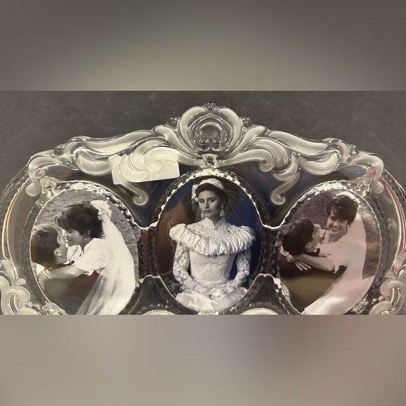 Mikasa Vintage Princess Triple Oval Frame - Picture 6 of 8